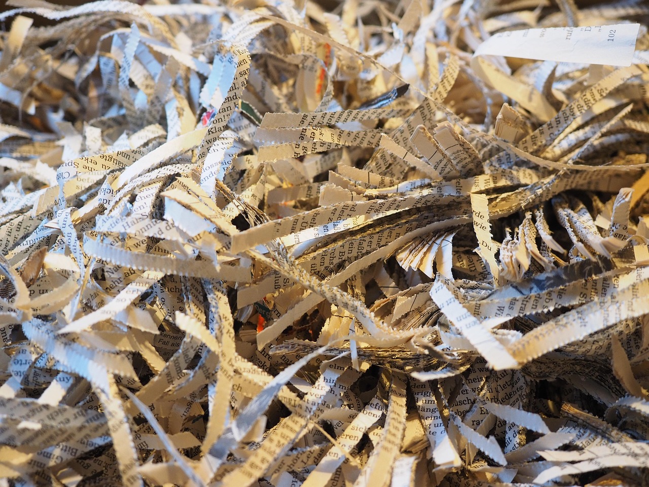 Comment choisir un destructeur de documents pour le bureau
